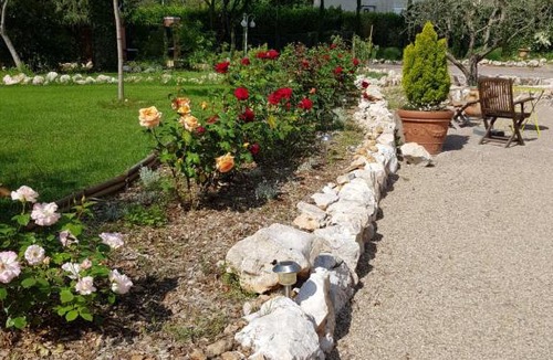 Roquefort-les-Pins Bed & Breakfast | Mas d'Azur