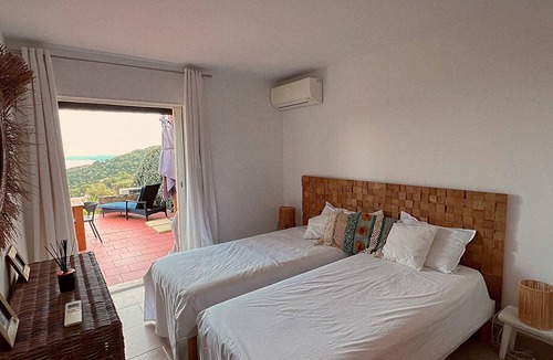 Sainte-Maxime House | Mas provençal with sea view in private estate
