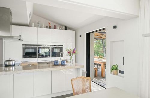 Sollies-Ville House | Mediterranean Villa With Panoramic Sea Views