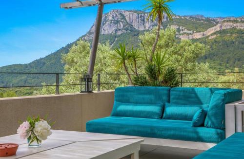 Sollies-Ville House | Mediterranean Villa With Panoramic Sea Views