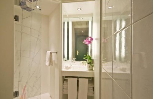 Carre d'Or Hotel | Mercure Nice Centre Grimaldi