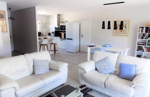 Meschers-sur-Gironde Villa | Meschers - NEW HOME with PRIVATE POOL in a very quiet neighborhood