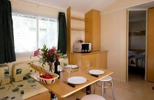 Petit-Palais-et-Cornemps House | Mobil home Confort - 2 bedrooms - (27m²) 6 people