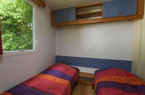 Commequiers Other | Mobil-home confortable avec terrasse pour 4 personnes - API-1-52-1361