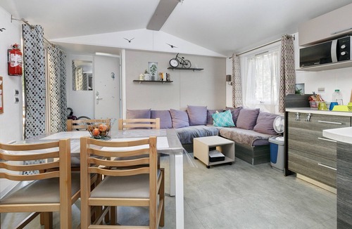 Piriac-sur-Mer House | Mobile Home 'Mobil Home Piriac Détente Boisée' with Private Terrace and Private Garden