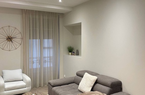 Macon Apartment | Modern Apartment Located Right in the City Center