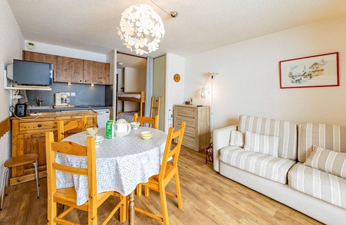 Saint-Francois-Longchamp Apartment | Modern studio for 4, 30m from slopes and shops