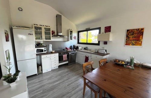 Puybrun House | Modern house, 3 bedrooms, large quiet terrace, near Rocamadour, Dordogne.