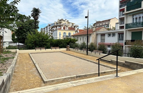 Carnot Apartment | Modern Studio Cannes Center Near PalaisFestival