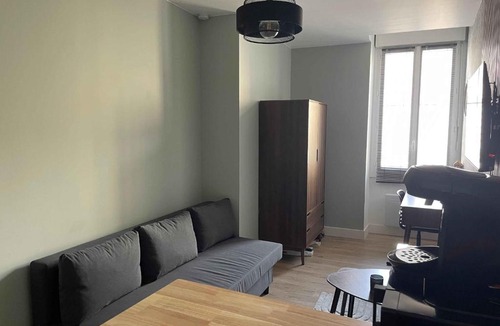 Capucins - Victoire Apartment | Modern studio near historic center Bordeaux