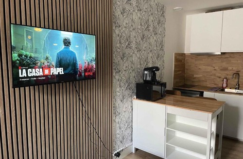 Capucins - Victoire Apartment | Modern studio near historic center Bordeaux
