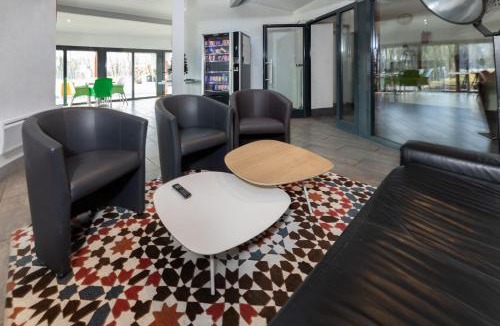 Ornex Hotel | Motel D'ornex