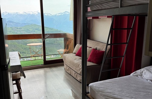 Villarembert Apartment | Mountain studio