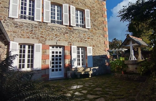 Plouha House | Near cost, between St-Quay and Paimpol, comfortable family house with garden
