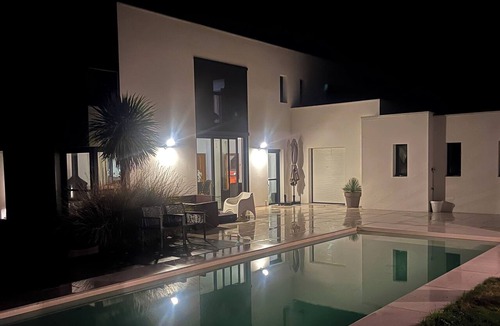 Guerande House | Near La Baule/Historical center. Villa located in a bubble of Serenity.