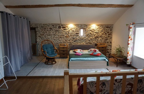 Bouguenais House | Near Nantes/airport: Charming rustic house