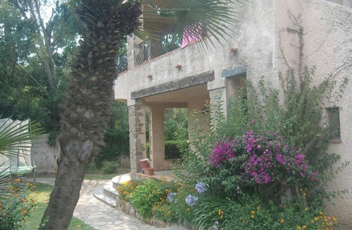 La Croix-Valmer Villa | Near St Tropez Villa 200m2 waterfront, garden, swimming pool, air conditioning