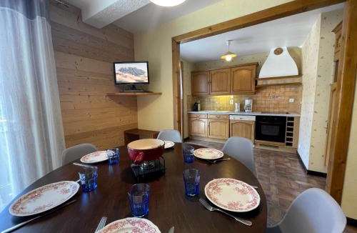 La Clusaz Apartment | NEIGE ET ROC 2 - Appartement centre village - Wifi