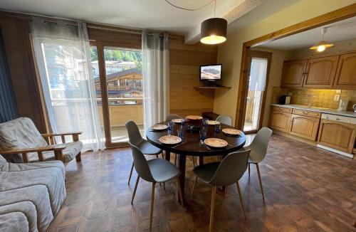 La Clusaz Apartment | NEIGE ET ROC 2 - Appartement centre village - Wifi