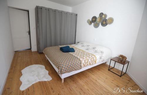Saintes House | Nest - Maison Rénovée, Parking gratuit, Fibre