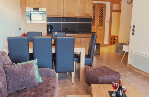 Valmorel Apartment | New apartment on the slopes, 2 bedrooms, sleeps 6 - 4*