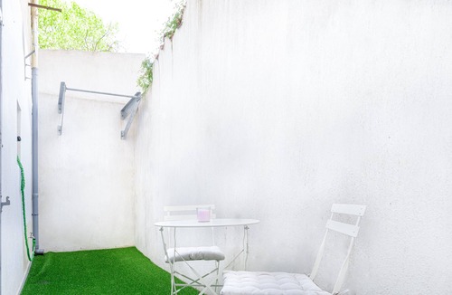 La Castellane Apartment | Nice 37 m² with garden in Marseille