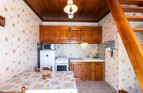 Saint-Crepin-et-Carlucet Apartment | Nice apartment in St. Crépin-et-Carlucet