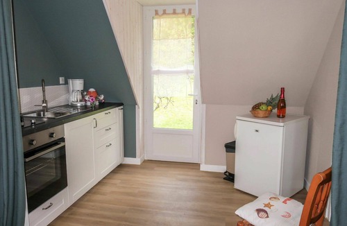 Plozevet Villa | Nice apartment in villa for 3 guests with WIFI