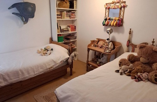 Cherac Bed & Breakfast | Oak at Gite du Calme Serene B & B Family Suite up to 5 people - Cognac & Saintes