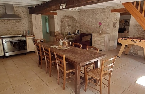 Cherac Bed & Breakfast | Oak at Gite du Calme Serene B & B Family Suite up to 5 people - Cognac & Saintes