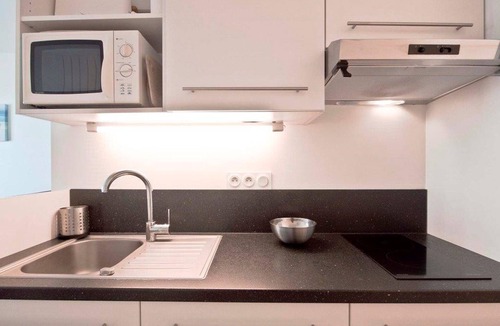 Les Sables d'Olonne Apartment | Oceanfront Studio with Balcony in Central Les Sables-d'Olonne