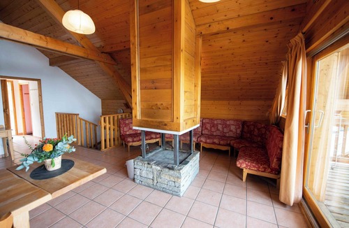 Oz-en-Oisans House | Oz/Alpe d'Huez 150m slopes, up to 18pers, Jacuzzi, en-suite bedrooms