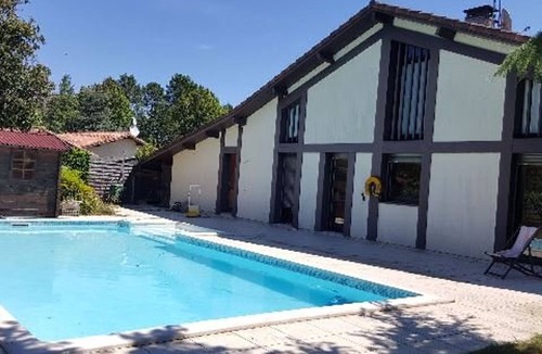Vielle-Saint-Girons Villa | Peaceful villa with pool, pets welcome - 8 guests