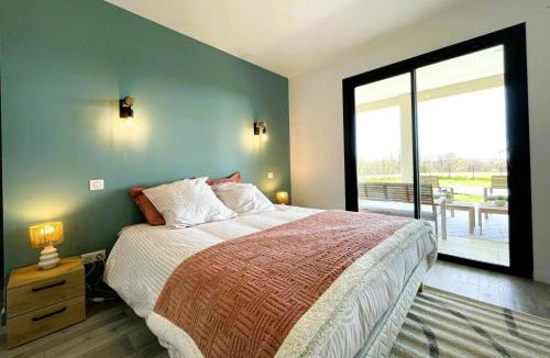 Mialos House | Perry