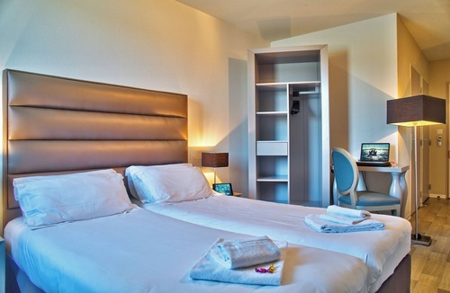 Lahonce Hotel | Pet-Allowed | Relaxing Bayonne Suite | 5.1 Miles to Quais de la Nive Cafés
