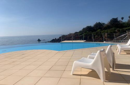 Le Trayas Apartment | Petit coin de paradis sur la mer