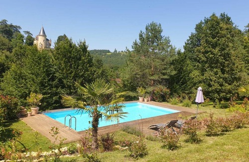 Fleurac House | Petit Paradis- Dordogne- A/C- Private Pool - the place to enjoy "The Good Life"!