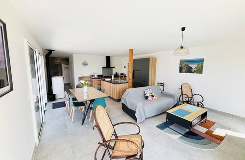 Saint-Guenole House | Petite Villa Dans le Centre de Penmarch