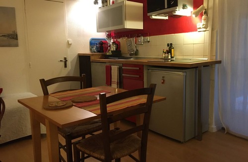 6th Arrondissement Apartment | Pied-à-terre in the hyper center