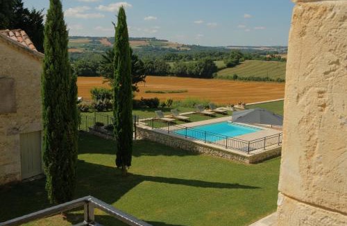 Saint-Mezard Bed & Breakfast | Plates Luxury Farm House Chambres d'hôtes et gîte