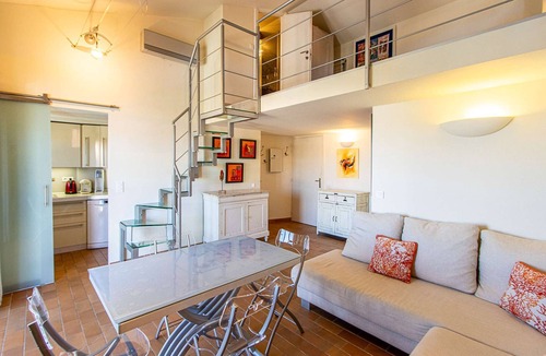 Port Grimaud Apartment | PORT GRIMAUD Renovated 3-room apartment - Balcony, WIFI, A/C