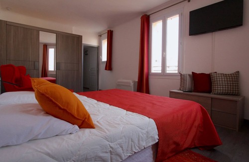 Saint-Tropez City Centre Apartment | Port of Saint-Tropez, sea view apartment