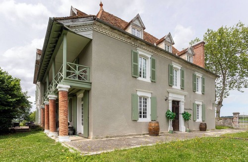 Castetis House | Private French Manor Whole House Near Pau & the Pyrenees