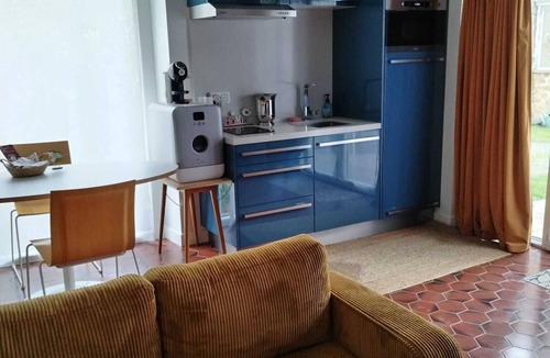 Les Essarts-le-Roi Cottage | Private spa gîte with balneotherapy and sauna officially rated 5 stars.
