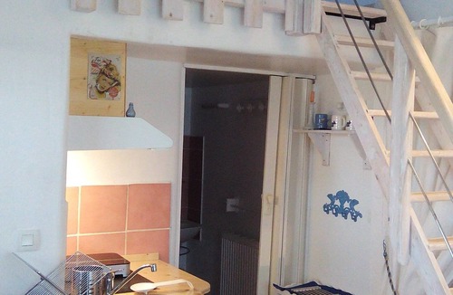 Osses Apartment | Promotion for this charming cottage in a property with swimming pool.