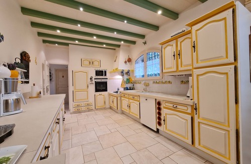 Saint-Vallier-de-Thiey Villa | Provencal villa with private protected pool and tennis