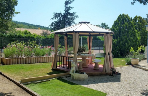 Saint-Vallier-de-Thiey Villa | Provencal villa with private protected pool and tennis