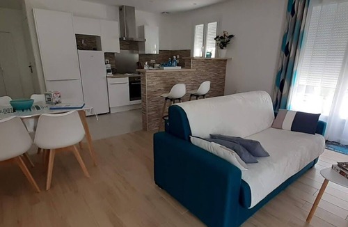 Arvert House | Quiet, comfortable rental in the Royannais countryside
