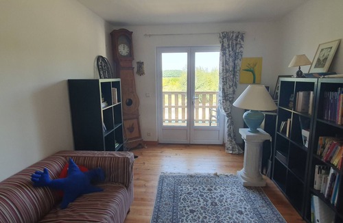 Lorignac House | Quiet countryside between vineyards and forest! - Sleeps 14