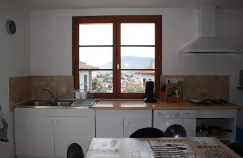 Hendaye Apartment | Quiet sunny apartment in Hendaye. Furnished tourism 3 *